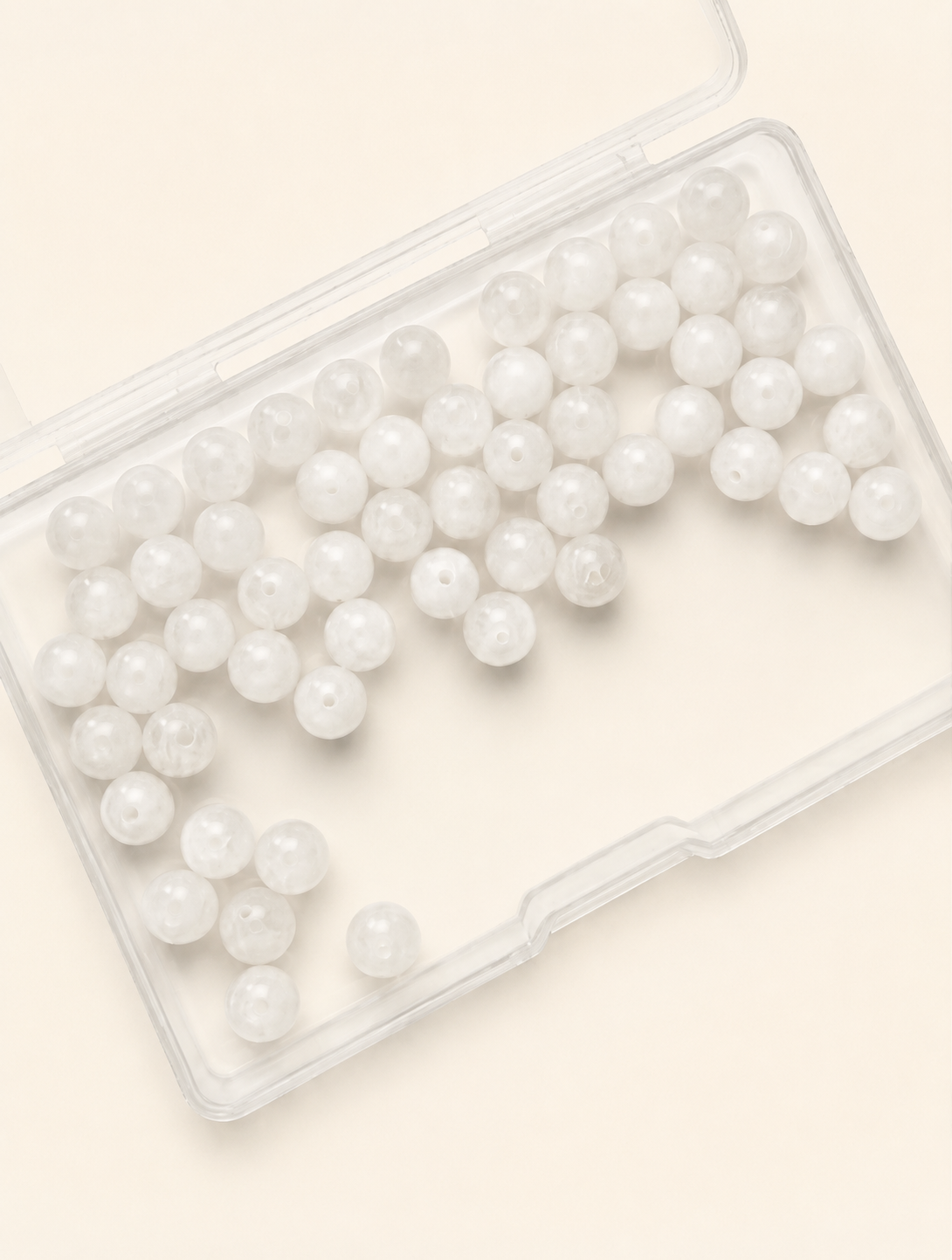Perles Jade blanches.